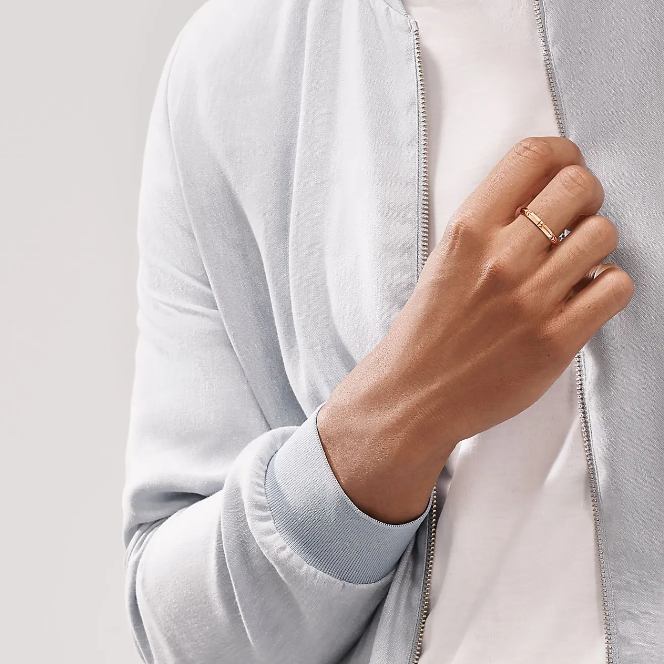 Tiffany & Co. Atlas® X Closed Narrow Ring in Rose Gold, 3 mm Wide | ^ Rings|Men's Jewelry