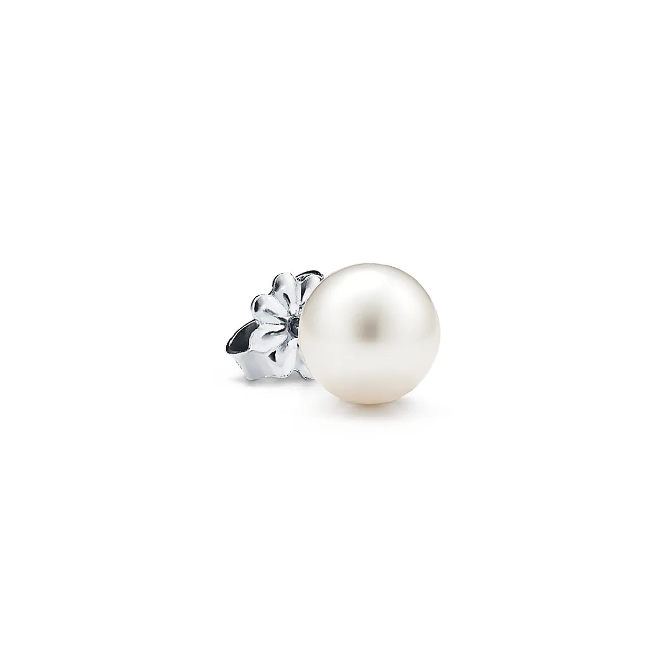 Tiffany & Co. Earrings in sterling silver with freshwater cultured pearls, for pierced ears. Pearls, 8-9 mm. | ^ Earrings|Sterling Silver Jewelry