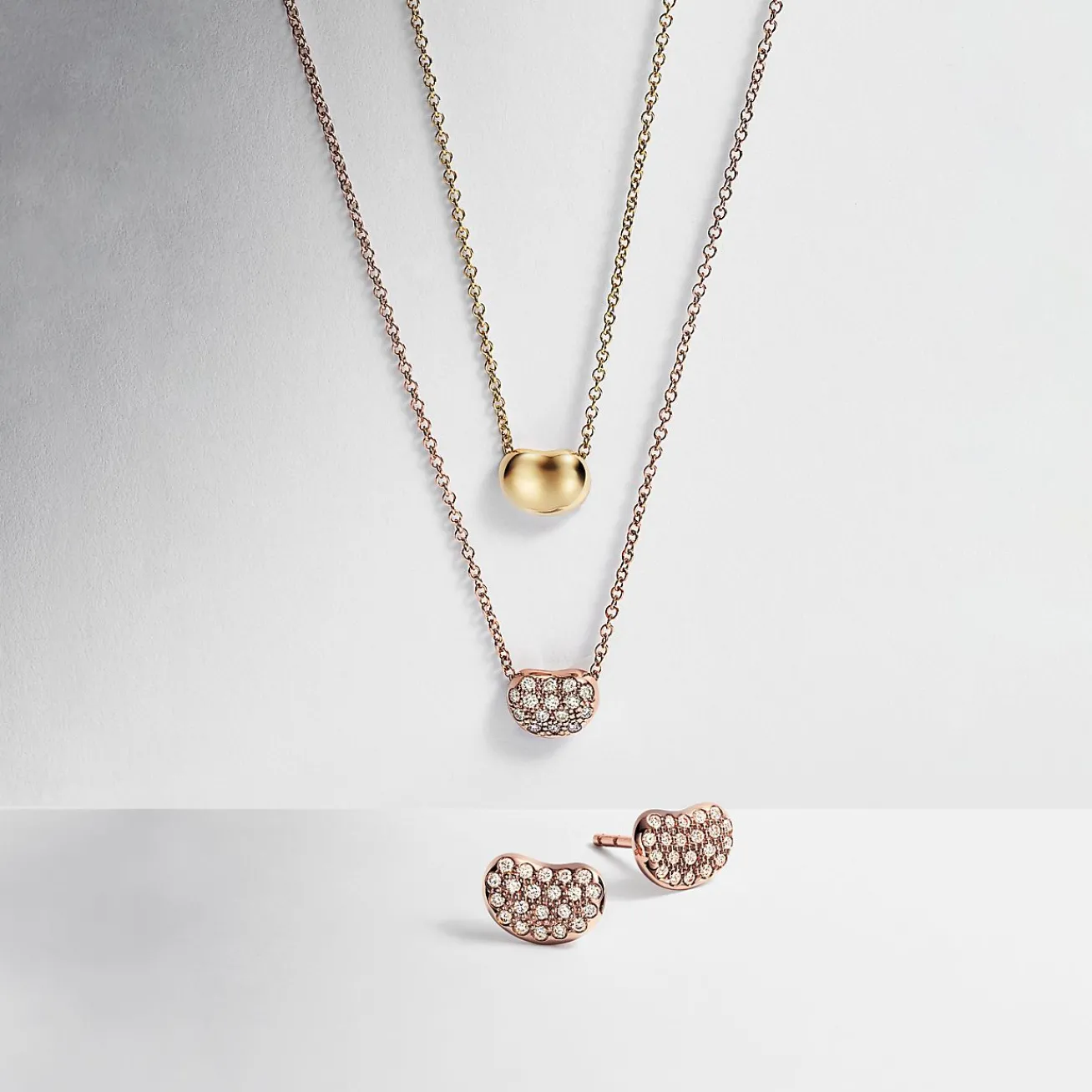 Tiffany & Co. Elsa Peretti® Bean® design Pendant in Yellow Gold, 6.5 mm | ^ Necklaces & Pendants|Gold Jewelry