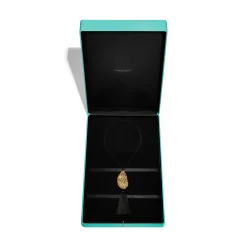 Tiffany & Co. Elsa Peretti® Bean® design Necklace of Rock Crystal with Yellow Gold | ^ Necklaces & Pendants|Gold Jewelry