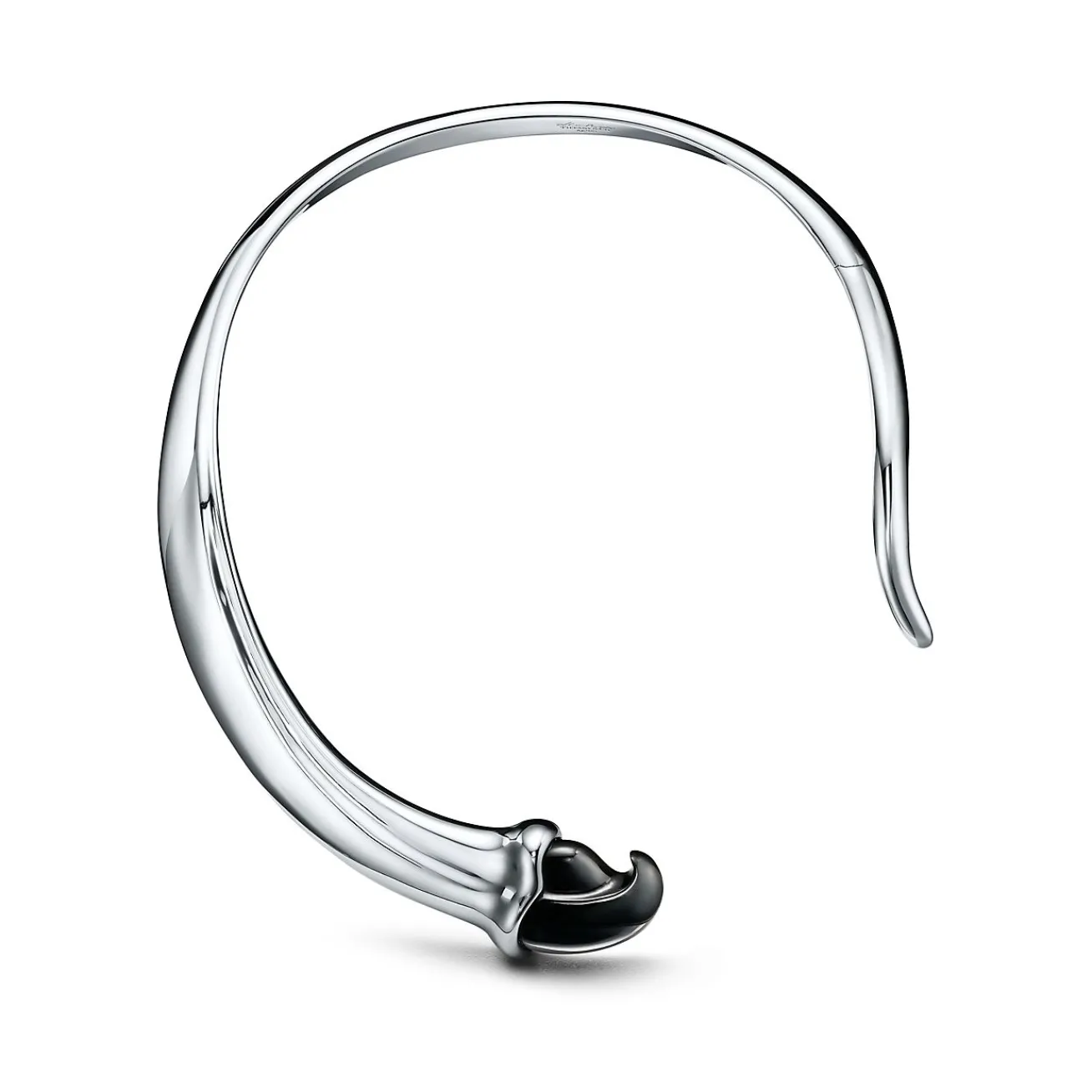Tiffany & Co. Elsa Peretti® claw necklace with black jade in sterling silver. | ^ Necklaces & Pendants|Sterling Silver Jewelry