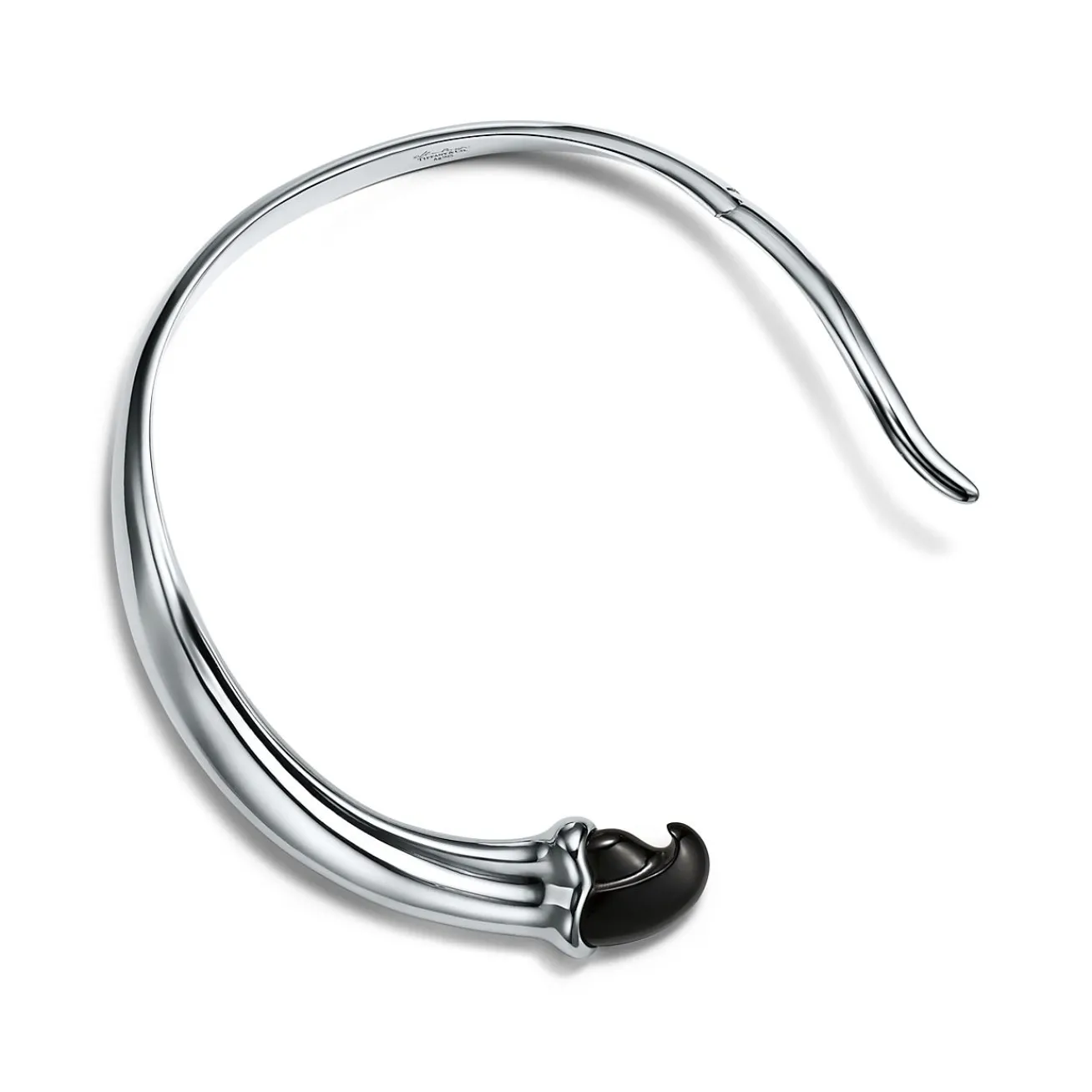 Tiffany & Co. Elsa Peretti® claw necklace with black jade in sterling silver. | ^ Necklaces & Pendants|Sterling Silver Jewelry