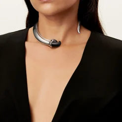 Tiffany & Co. Elsa Peretti® claw necklace with black jade in sterling silver. | ^ Necklaces & Pendants|Sterling Silver Jewelry