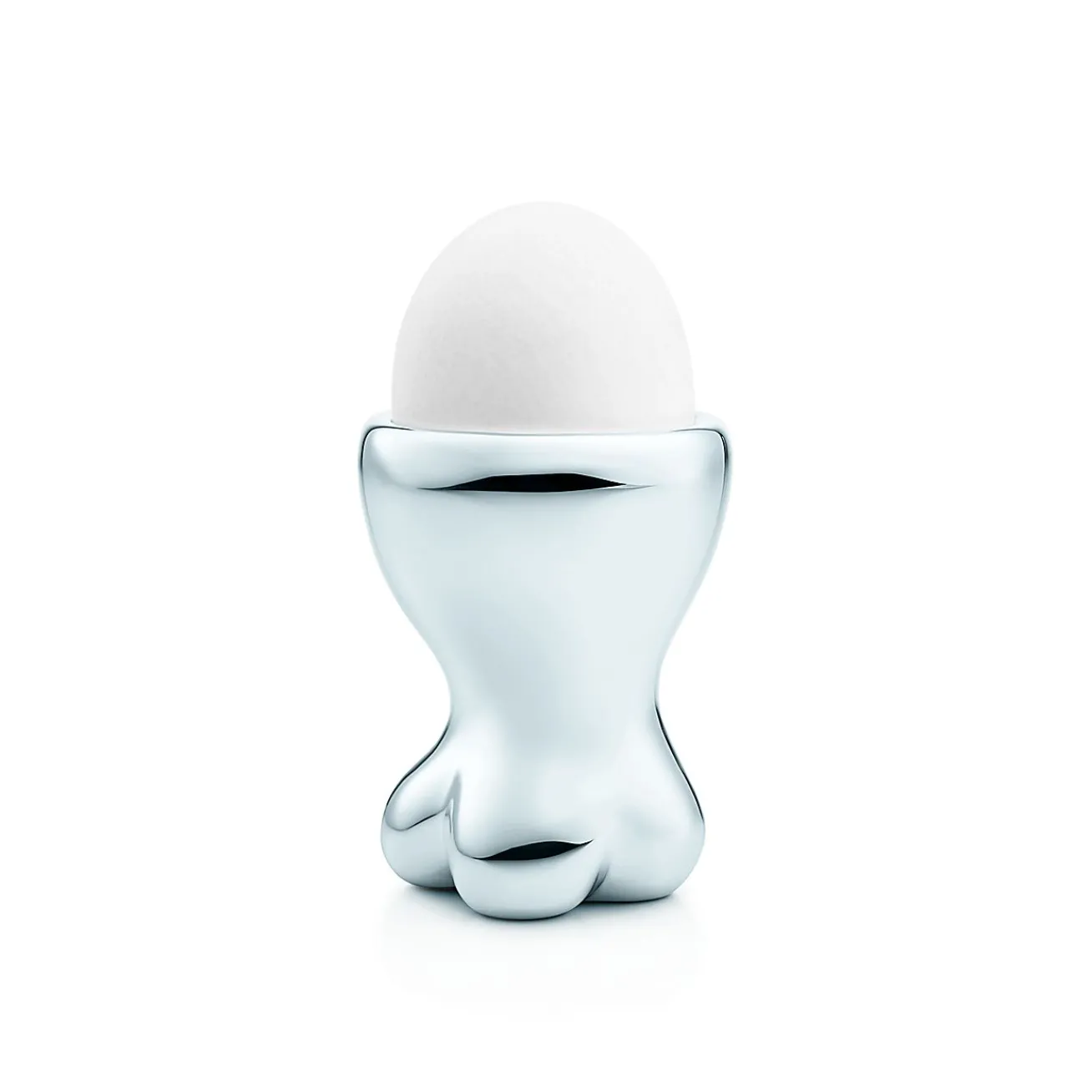 Tiffany & Co. Elsa Peretti® egg cup in sterling silver. | ^ Tableware|Elsa Peretti Home