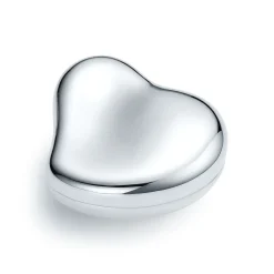 Tiffany & Co. Elsa Peretti® heart box in sterling silver, mini. | ^ Gifts to Personalize|Decor