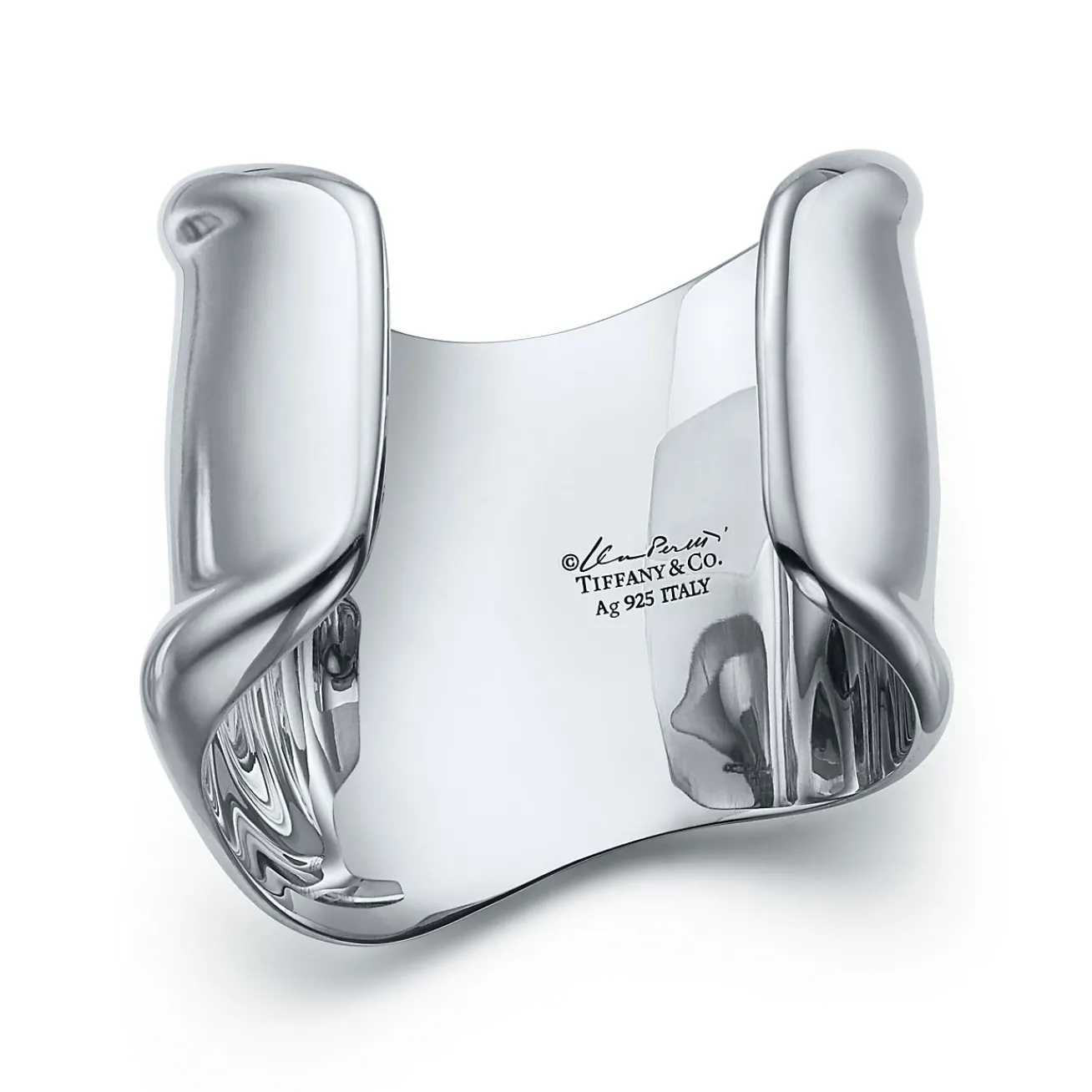 Tiffany & Co. Elsa Peretti® medium Bone cuff in sterling silver, 61 mm wide. | ^ Bracelets|Gifts for Her