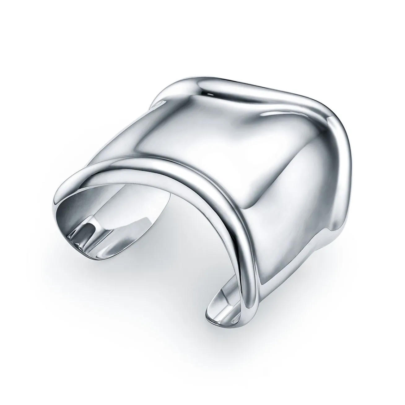Tiffany & Co. Elsa Peretti® medium Bone cuff in sterling silver, 61 mm wide. | ^ Bracelets|Bold Silver Jewelry
