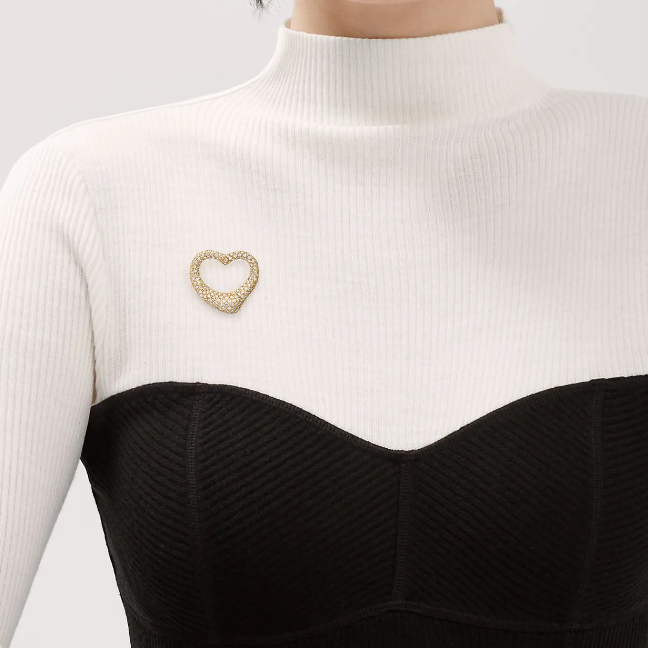 Tiffany & Co. Elsa Peretti® Open Heart Brooch in Yellow Gold with Pavé Diamonds | ^ Brooches|Gold Jewelry