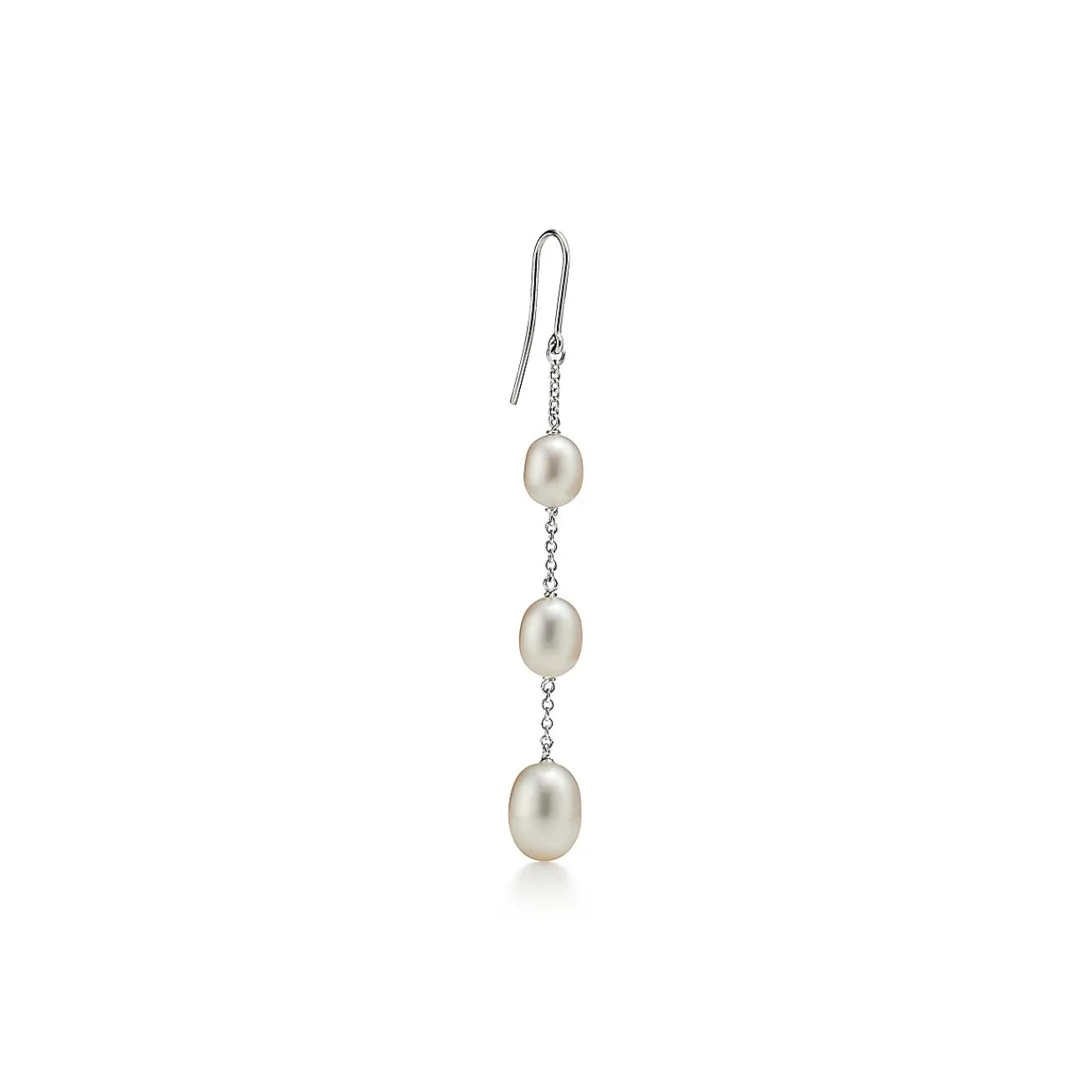 Tiffany & Co. Elsa Peretti® Pearls by the Yard™ chain earrings in sterling silver. | ^ Earrings|Sterling Silver Jewelry