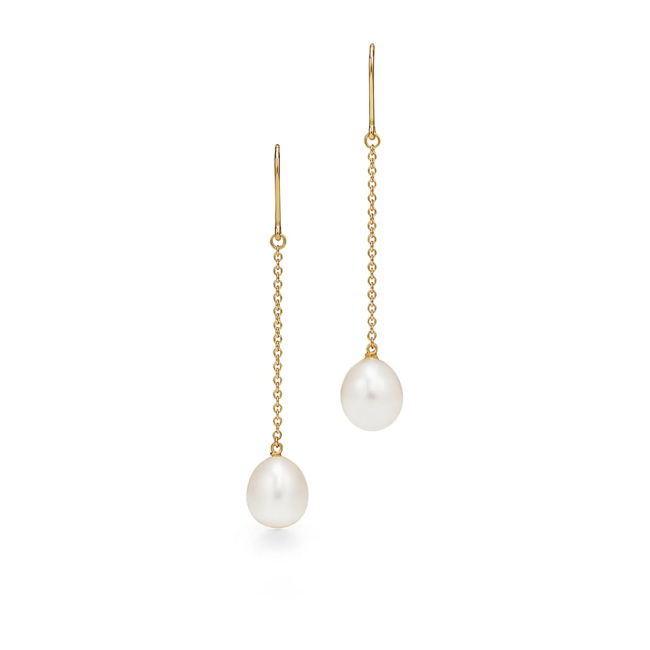 Tiffany & Co. Elsa Peretti® Pearls by the Yard™ chain earrings in 18k gold. | ^ Earrings|Most Popular Jewelry