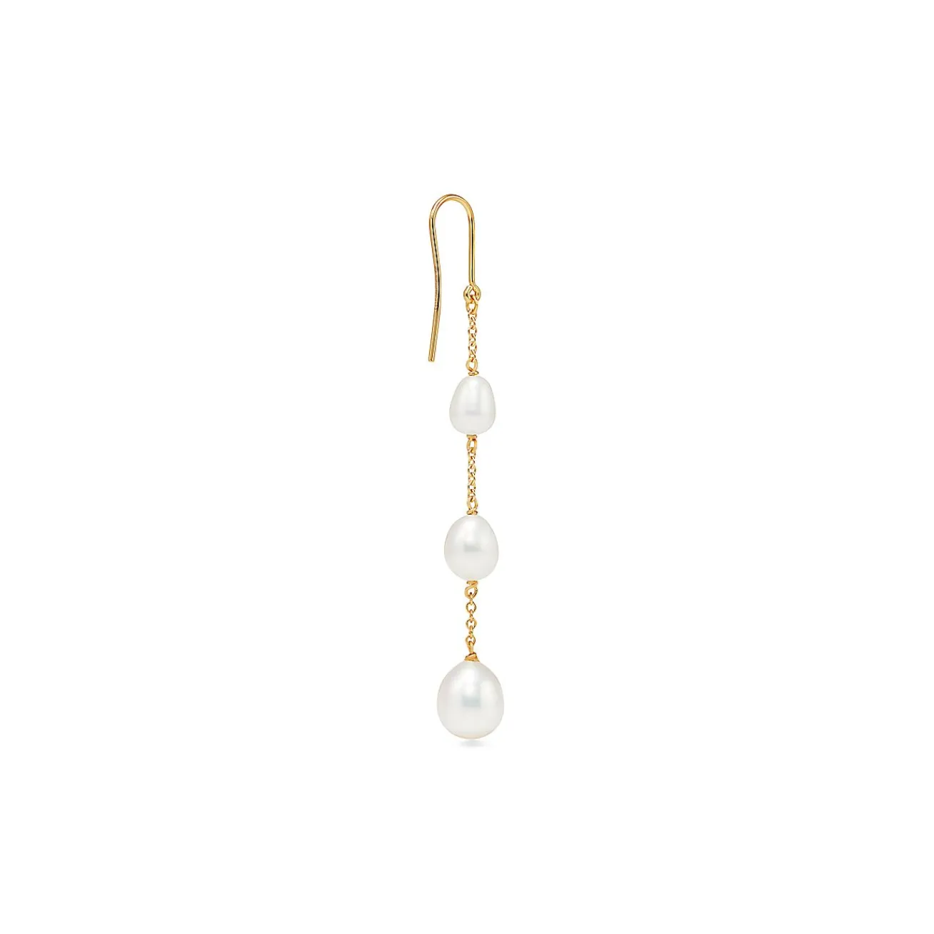 Tiffany & Co. Elsa Peretti® Pearls by the Yard™ chain earrings in 18k gold. | ^ Earrings|Gold Jewelry