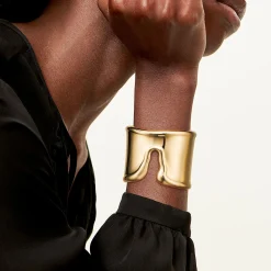 Tiffany & Co. Elsa Peretti® Split Cuff in Yellow Gold, Medium | ^ Bracelets|Gold Jewelry
