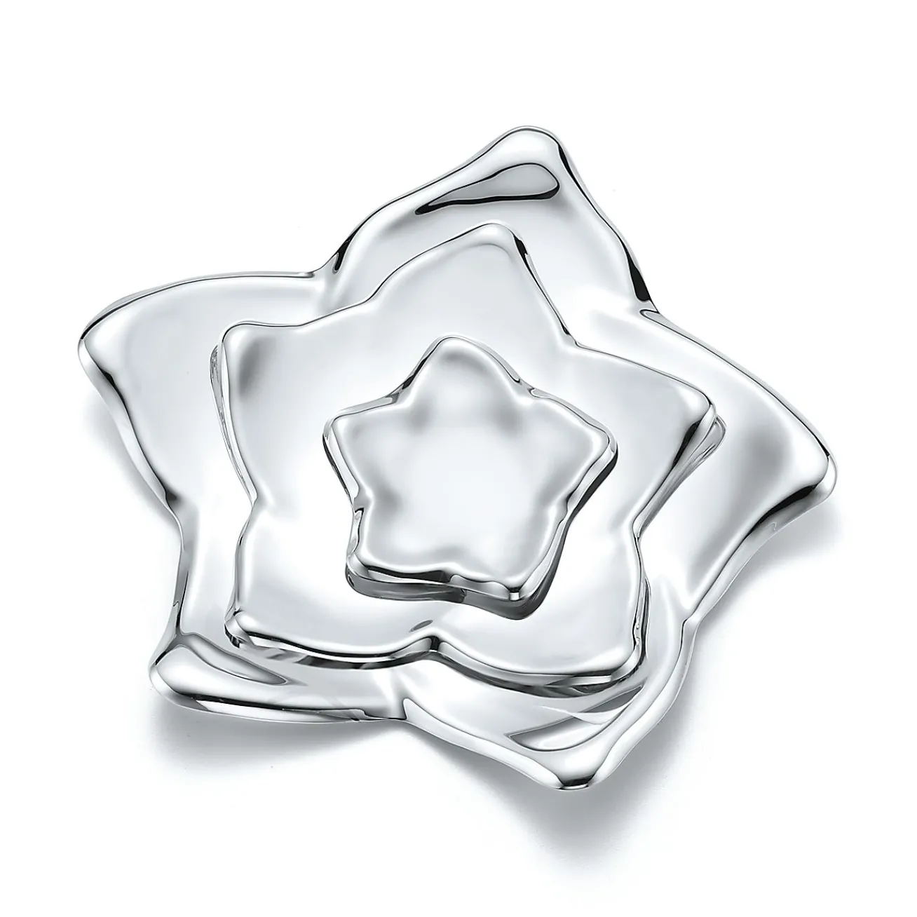 Tiffany & Co. Elsa Peretti® star dish. Sterling silver, 4" across. | ^ Gifts to Personalize|Decor