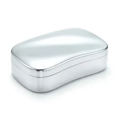 Tiffany & Co. Elsa Peretti® Wave box, small. Sterling silver. | ^ Elsa Peretti®|Gifts to Personalize