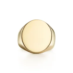 Tiffany & Co. Oval signet ring in 18k gold. | ^ Rings|Men's Jewelry