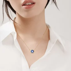Tiffany & Co. Paloma's Studio hexagon pendant in 18k gold with a tanzanite. | ^ Necklaces & Pendants|Gold Jewelry