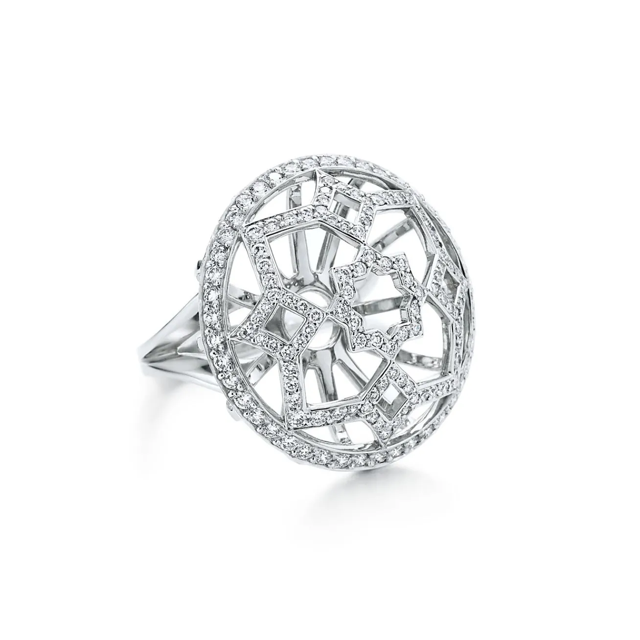 Tiffany & Co. Paloma's Zellige medallion ring with diamonds in 18k white gold. | ^ Diamond Jewelry
