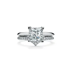 Tiffany & Co. Princess-cut diamond engagement ring in platinum: a classic. | ^ Engagement Rings