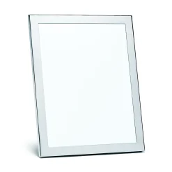 Tiffany & Co. Rectangular frame in sterling silver. | ^ Decor