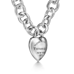 Tiffany & Co. Return to Tiffany® Full Heart Toggle Necklace in Sterling Silver | ^ Necklaces & Pendants|Gifts for Her