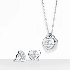 Tiffany & Co. Return to Tiffany® Heart Pendant and Earrings Set in Silver with Diamonds, Mini | ^ Gifts for Her|Her