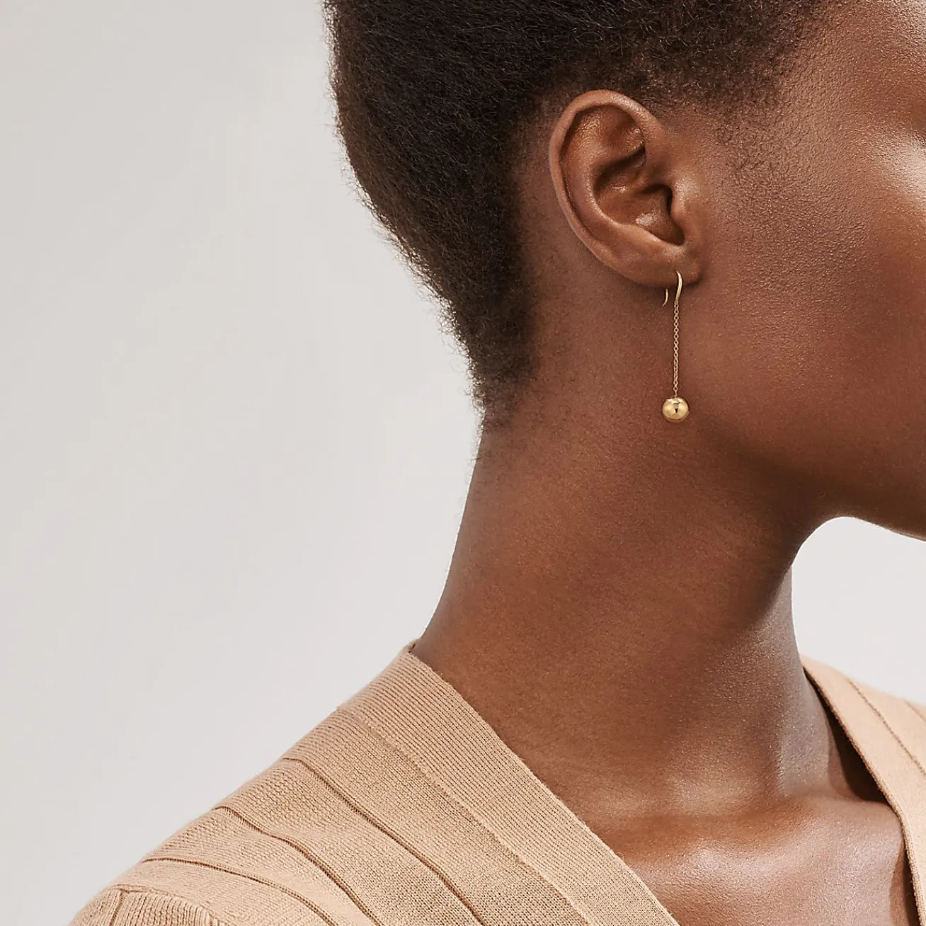 Tiffany & Co. Shop Tiffany HardWear 18k Gold Ball Hook Earrings | ^ Earrings|Gold Jewelry