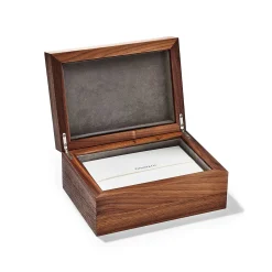Tiffany & Co. Stationery box in American walnut and sterling silver. | ^ Stationery, Games & Unique Objects|Games & Novelties