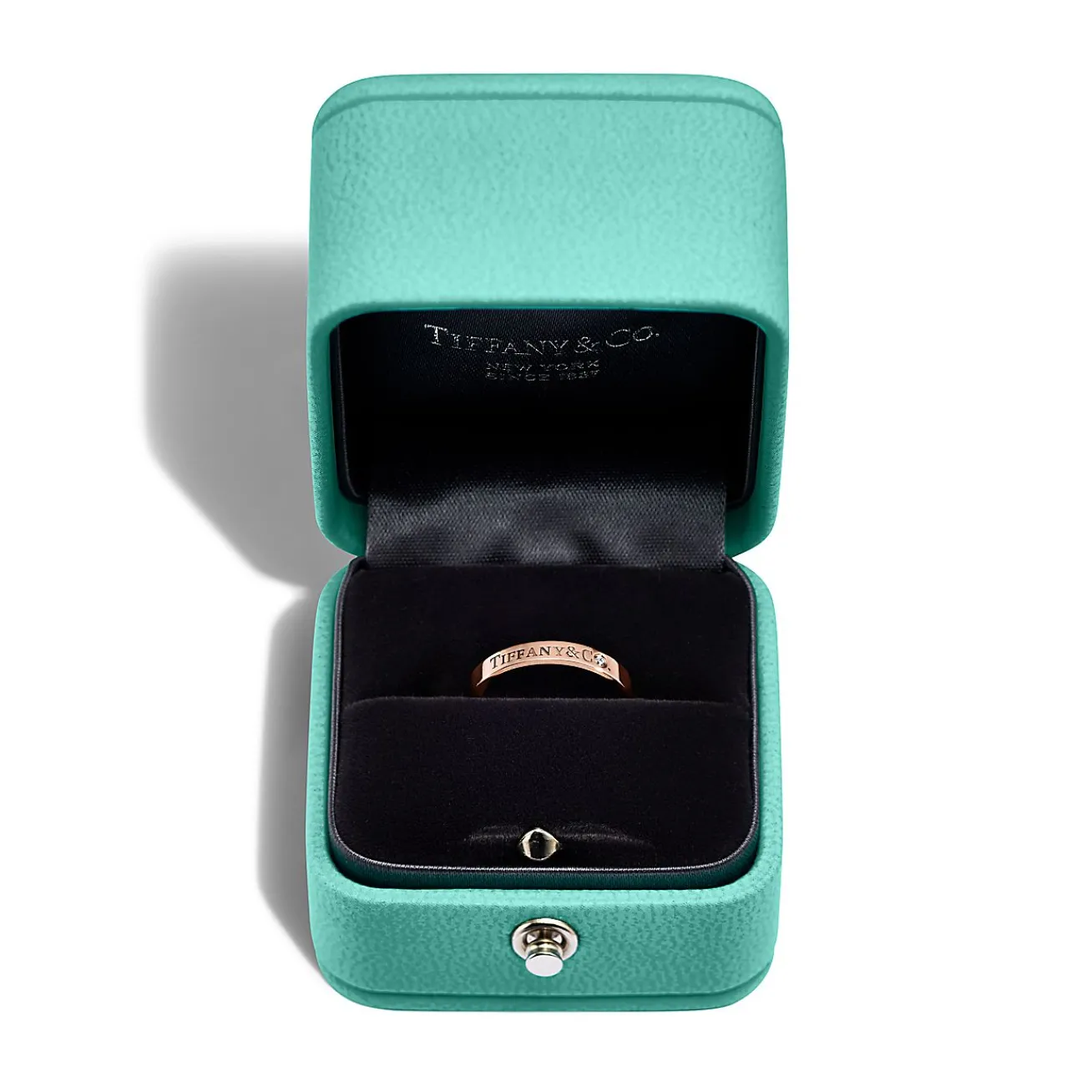 Tiffany & Co. T&CO.® Band Ring in Rose Gold with a Diamond | ^ Rings|Rose Gold Jewelry