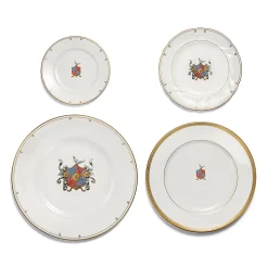 Tiffany & Co. Tiffany Crest Dessert Plate in Bone China | ^ Tableware
