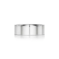 Tiffany & Co. Tiffany Essential Band ring in platinum, 6 mm wide. | ^ Rings|Men's Jewelry