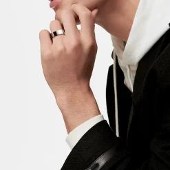 Tiffany & Co. Tiffany Essential Band ring in platinum, 6 mm wide. | ^ Rings|Men's Jewelry