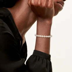 Tiffany & Co. Tiffany Essential Pearls bracelet of Akoya pearls with an 18k white gold clasp. | ^ Bracelets|Gold Jewelry