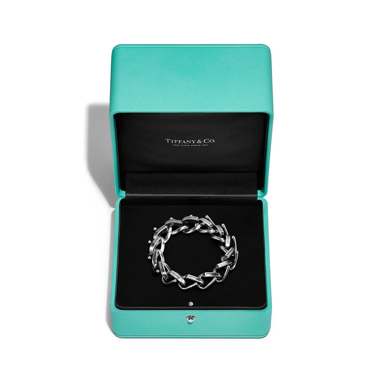 Tiffany & Co. Tiffany Forge Large Link Bracelet in Blackened Sterling Silver | ^ Bracelets|Men's Jewelry