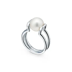 Tiffany & Co. Tiffany HardWear freshwater pearl ring in sterling silver. | ^ Rings|Gifts for Her