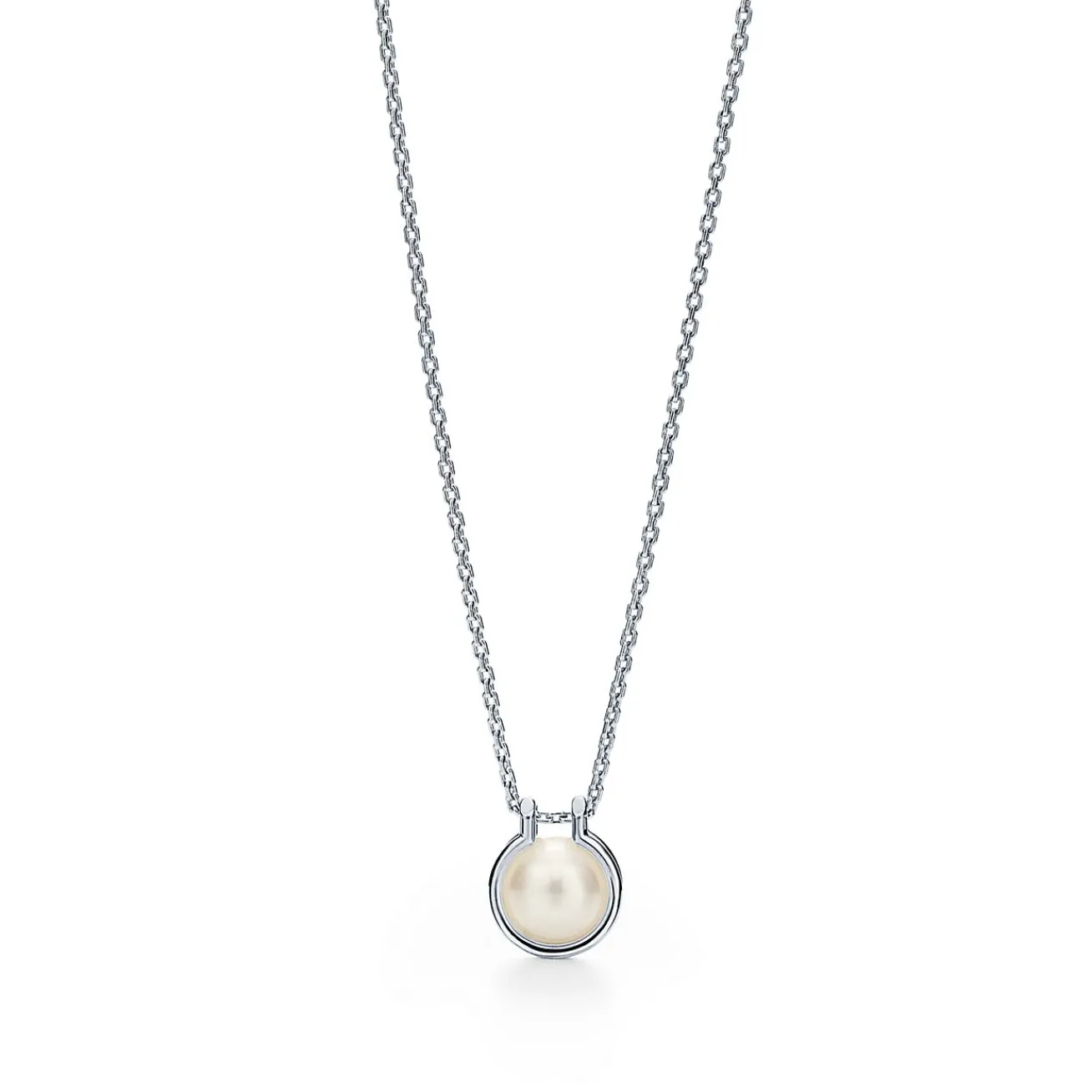 Tiffany & Co. Tiffany HardWear freshwater pearl link pendant in sterling silver. | ^ Necklaces & Pendants|Men's Jewelry