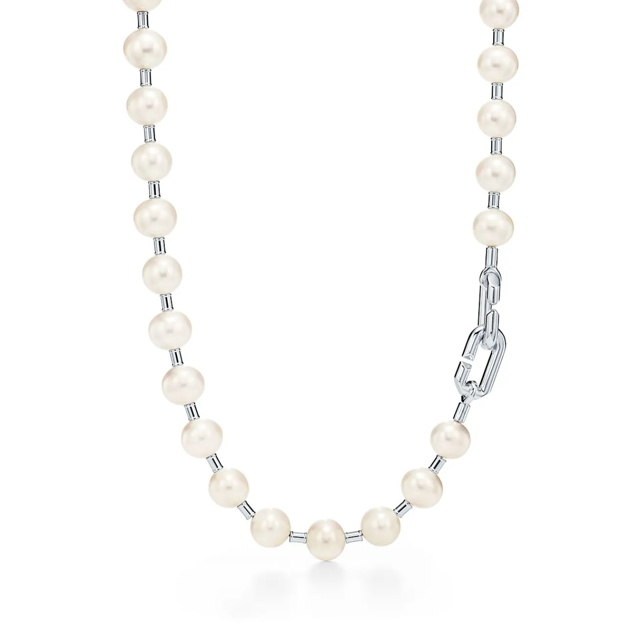 Tiffany & Co. Tiffany HardWear freshwater pearl necklace in sterling silver. | ^ Necklaces & Pendants|Gifts for Her