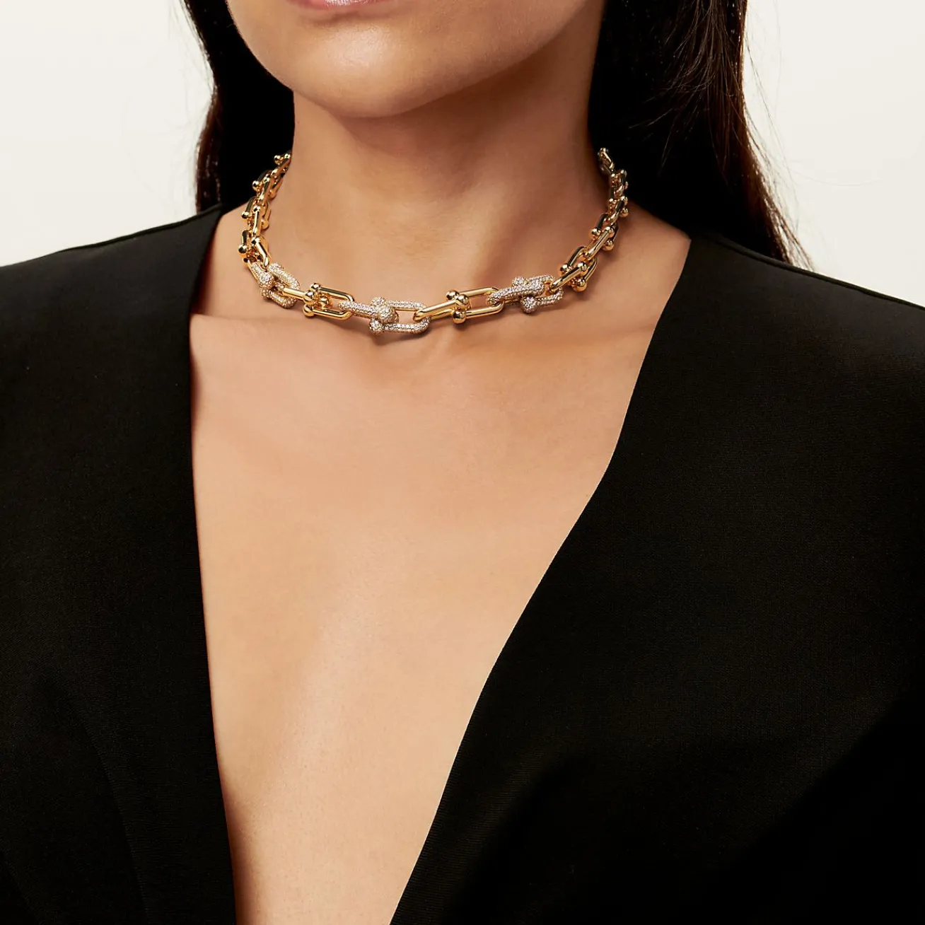 Tiffany & Co. Tiffany HardWear Graduated Link Necklace in Yellow Gold with Pavé Diamonds | ^ Necklaces & Pendants|Gold Jewelry