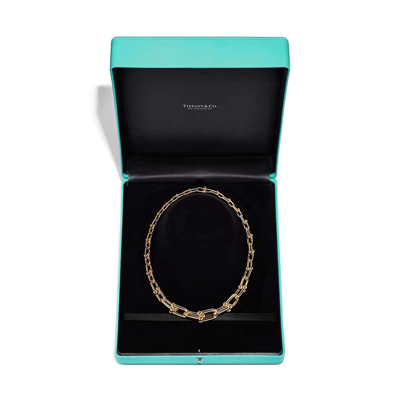 Tiffany & Co. Tiffany HardWear graduated link necklace in 18k gold. | ^ Necklaces & Pendants|Men's Jewelry