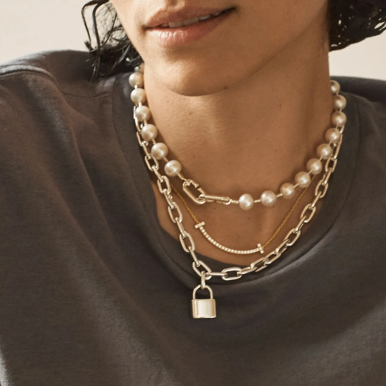 Tiffany & Co. Tiffany HardWear Pearl Lock Necklace in Silver, 9-10 mm | ^ Necklaces & Pendants|Men's Jewelry