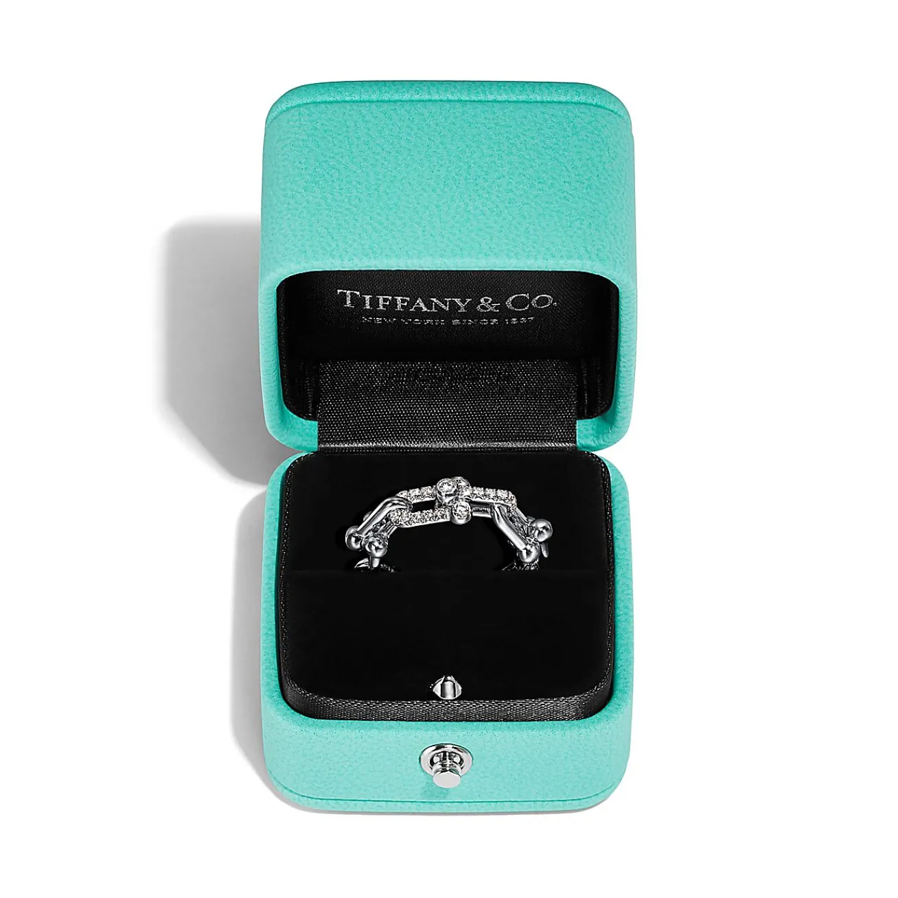 Tiffany & Co. Tiffany HardWear Small Link Ring in White Gold with Diamonds | ^ Rings|Men's Jewelry