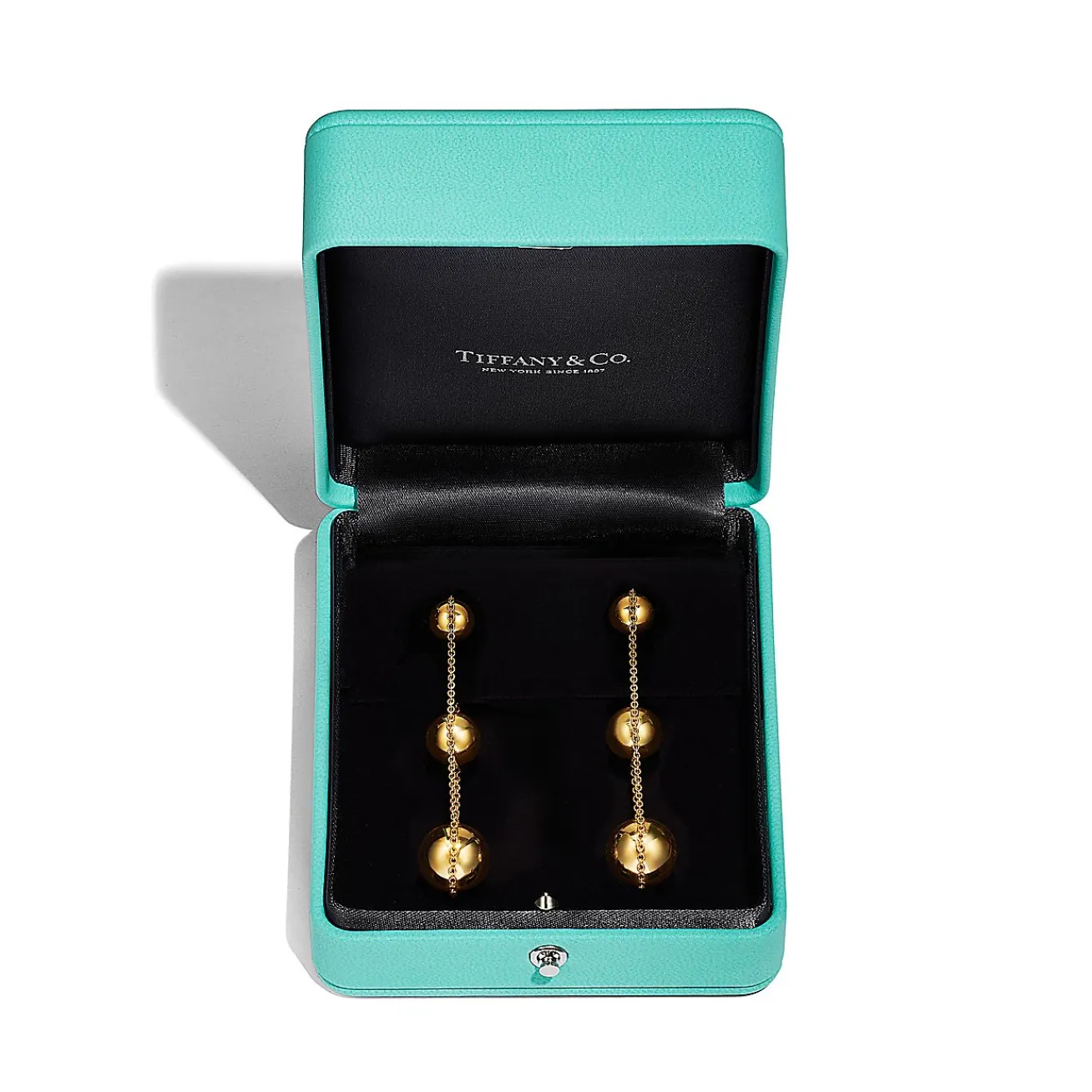 Tiffany & Co. Tiffany HardWear triple drop earrings in 18k gold. | ^ Earrings|Gold Jewelry