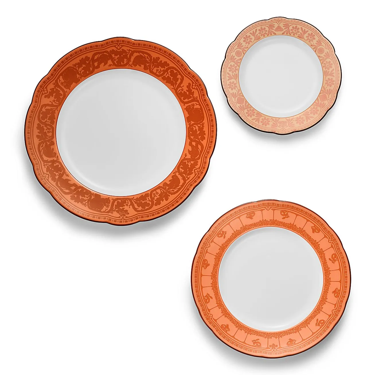 Tiffany & Co. Tiffany Heritage Plates Set of Three, in Carnelian Porcelain | ^ Tableware