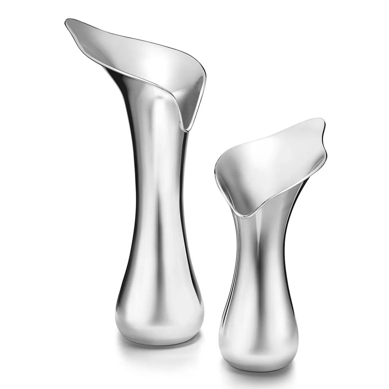Tiffany & Co. Tiffany Home Essentials Lily Vase in Sterling Silver | ^ Decor