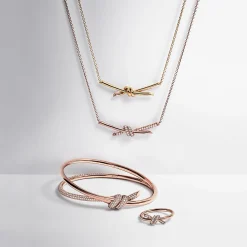 Tiffany & Co. Tiffany Knot Pendant in Yellow Gold | ^ Necklaces & Pendants|Men's Jewelry