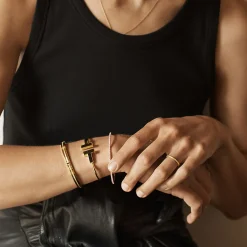 Tiffany & Co. Tiffany Metro bangle in 18k rose gold with diamonds, medium. | ^ Bracelets|Dainty Jewelry