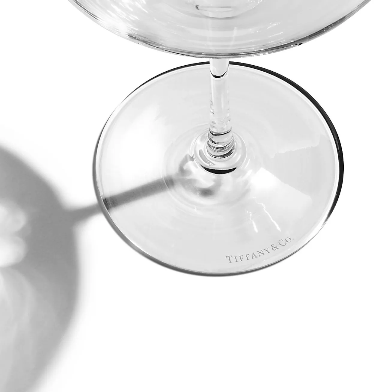 Tiffany & Co. Tiffany Moderne Burgundy Wine Glass in Glass | ^ The Home|Housewarming Gifts