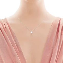 Tiffany & Co. Tiffany Signature® Pearls pendant in 18k white gold with a pearl and a diamond. | ^ Necklaces & Pendants|Diamond Jewelry