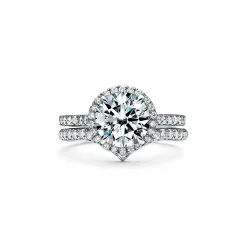 Tiffany & Co. Tiffany Soleste® round brilliant engagement ring in platinum. | ^ Engagement Rings