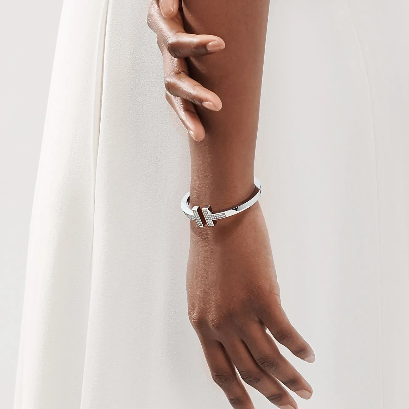 Tiffany & Co. Tiffany T pavé diamond square bracelet in 18k white gold, medium. | ^ Bracelets|Men's Jewelry