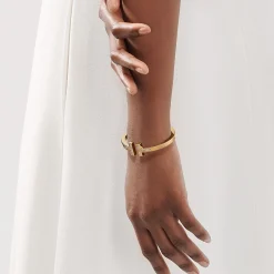 Tiffany & Co. Tiffany T pavé diamond square bracelet in 18k gold, medium. | ^ Bracelets|Men's Jewelry